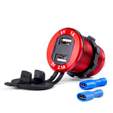 Vanntett USB-lader med digitalt voltmeter for 12–24 V