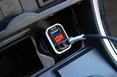USB-biloplader med display til 12/24 V