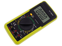 Digitalt multimeter for måling av spenning, strøm og motstand
