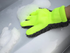 Vaskehanske i mikrofiber for skånsom rengjøring