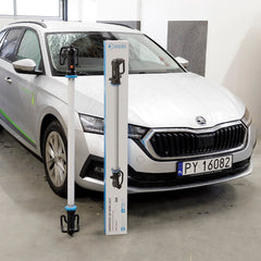 LED-arbeidslys for montering under bilens panser