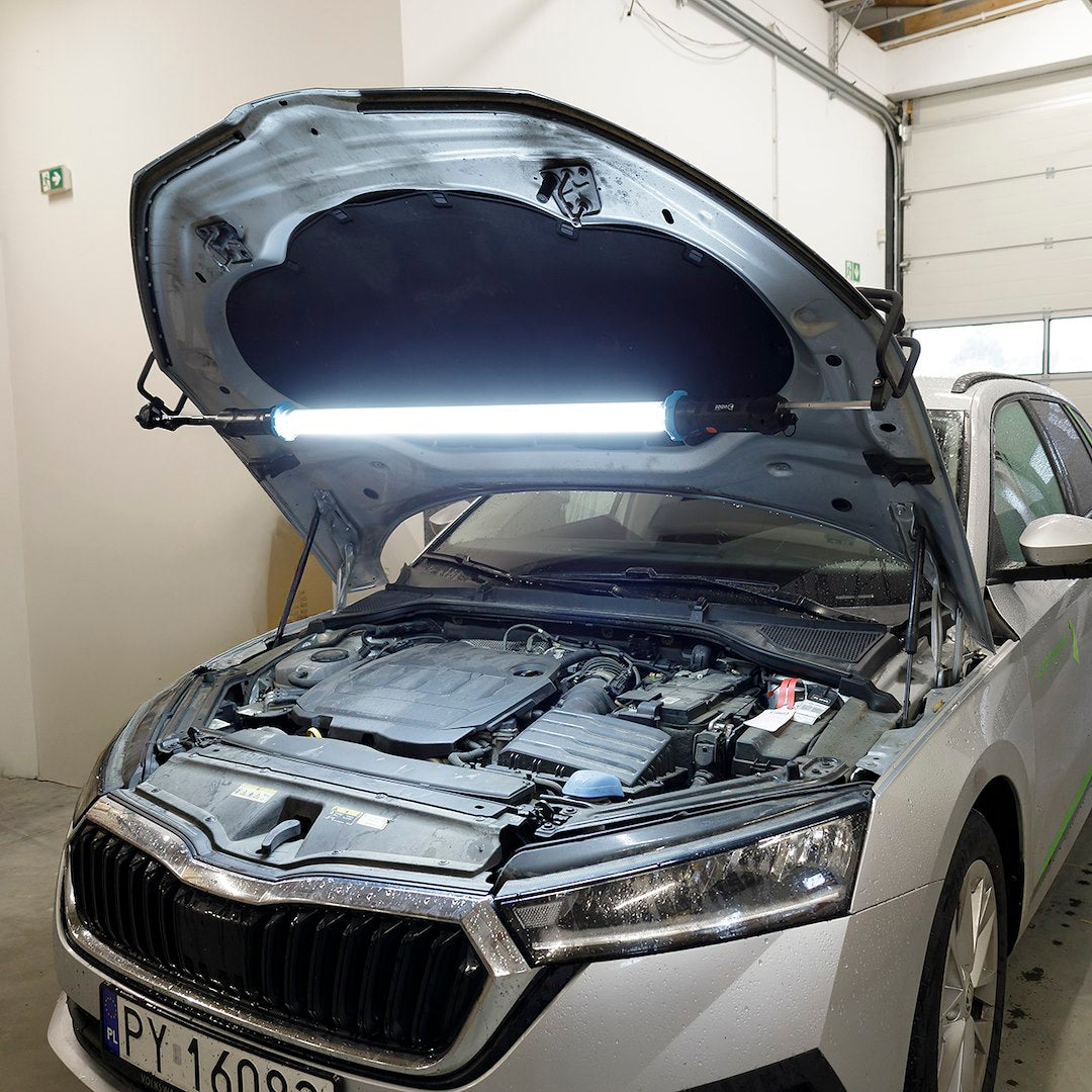 LED panserslampe for vedlikehold og diagnose