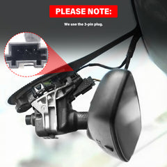 Audi dashcam 4K OEM-look installation details showing 3-pin plug connection and camera design.