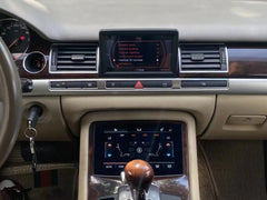 Audi A8 D3 (2005–2010) – digitalt klimapanel med LCD-display 